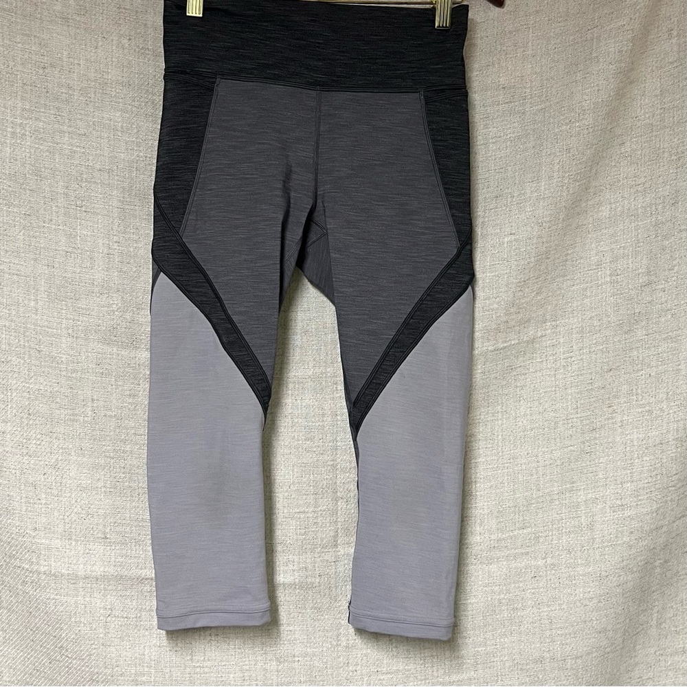 Lululemon cropped pocket leggings